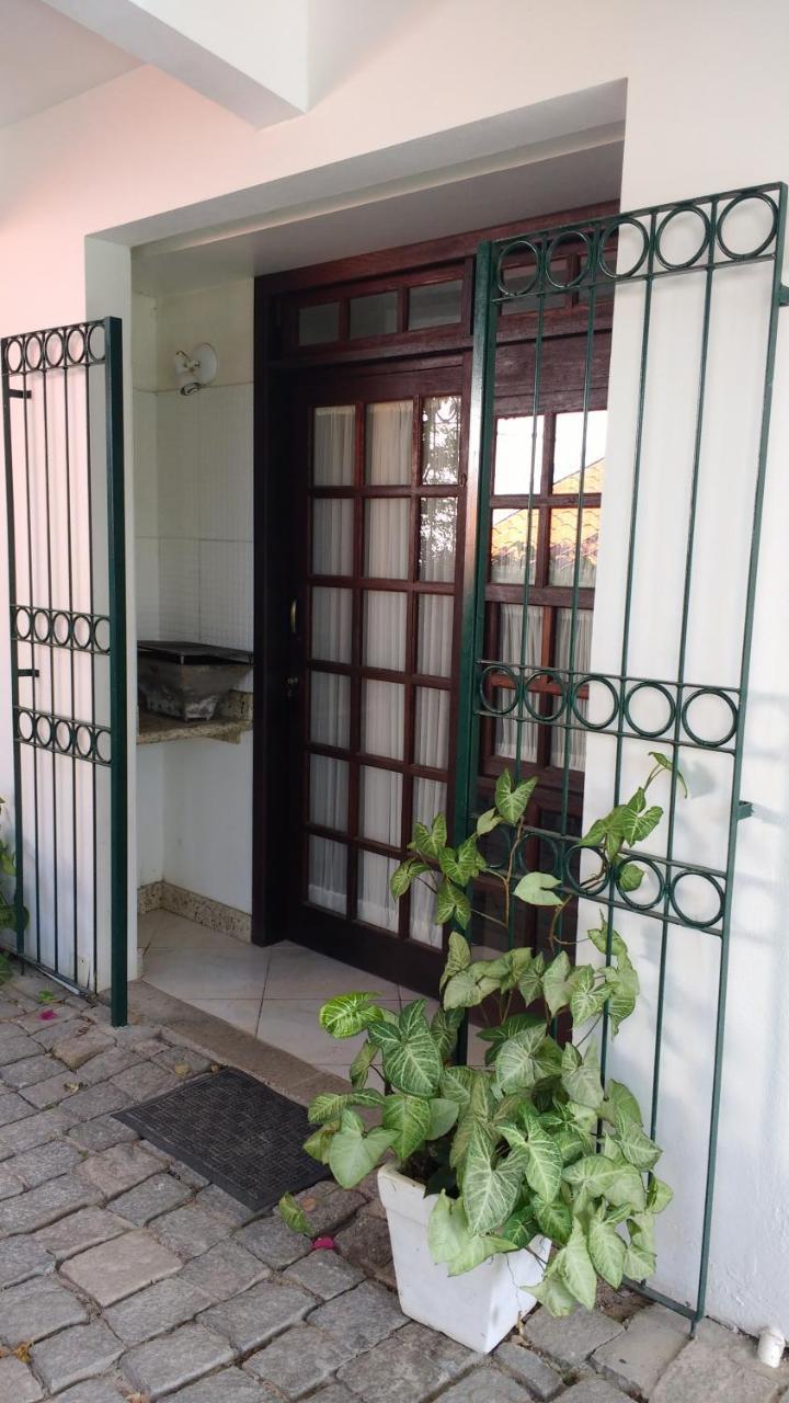 Apartamentos Morada Aquitania บอมบินญัส ภายนอก รูปภาพ